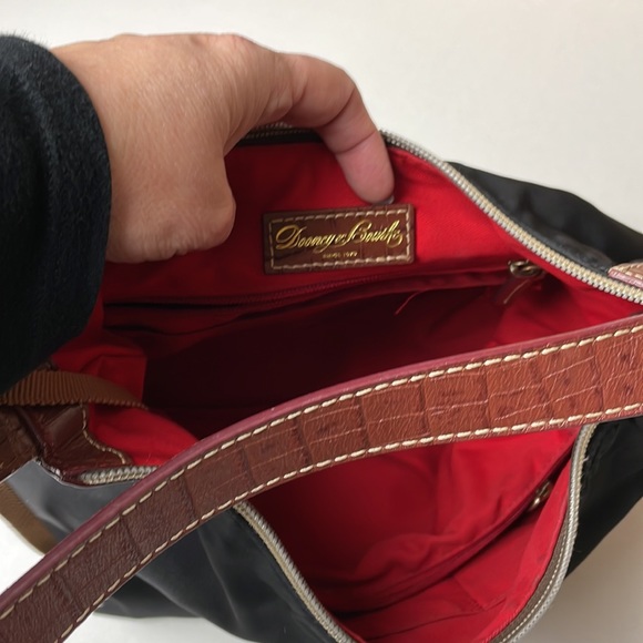 Dooney and Bourke authentic nylon/leather Small Bag - Picture 6 of 14